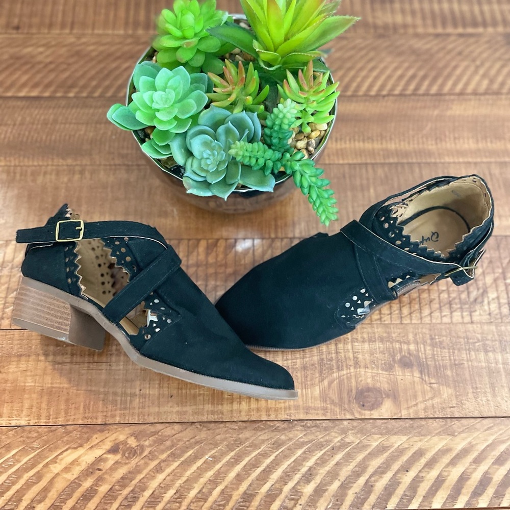 Women’s booties